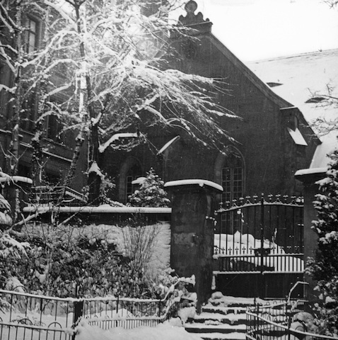 R12b007 Friedhof 