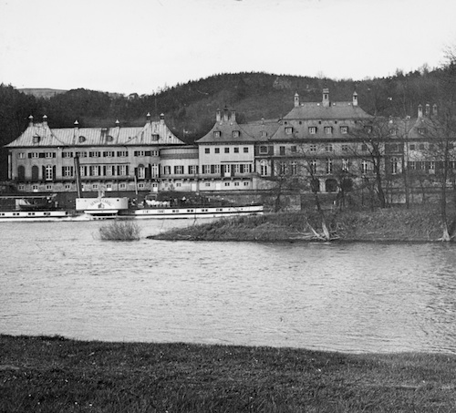 R12C001 Pillnitz Schloß und Insel 