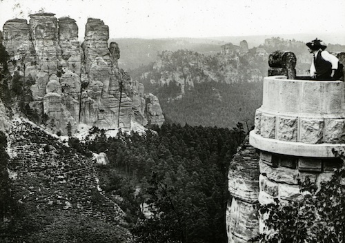 R30030 Gansfelsen - Blick von der Basteibrücke 