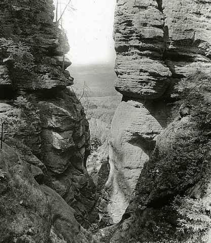 R30047 Hölle Durchblick 