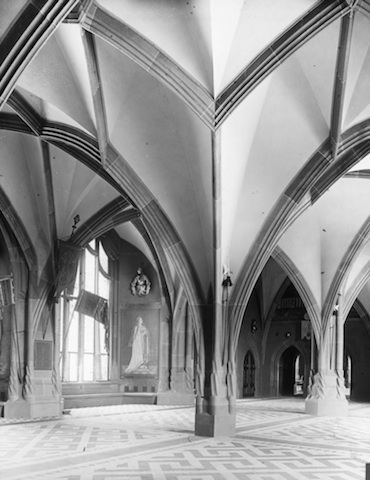 R104020 Albrechtsburg Kirchensaal gegenüber Bankettsaal 