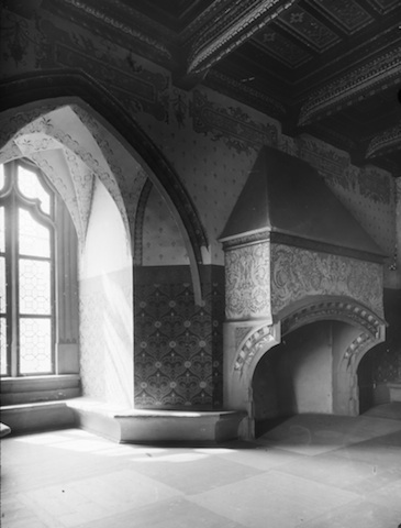 R104032 Albrechtsburg 3. OG Ostbau Kamin 