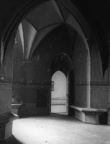 R104034 Albrechtsburg Warteraum 3. OG 