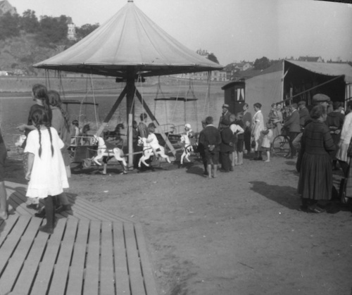 R123064 Jahrmarkt 