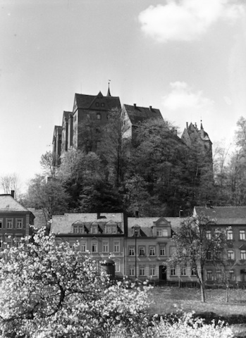 R28004 Nossen Schloß von d Meißner Straße aus 