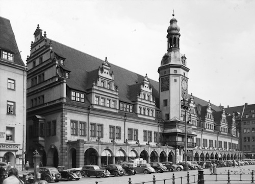R144012 Leipzig altes Rathaus Marktseite 