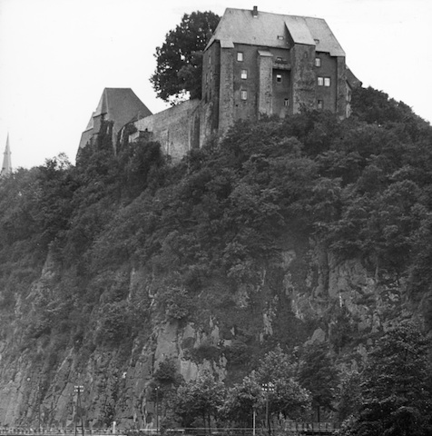 R32012 Leißnig Schloßberg mit Schloß 