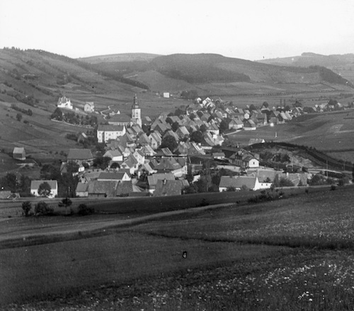 R70018 Geising Blick auf die Stadt 